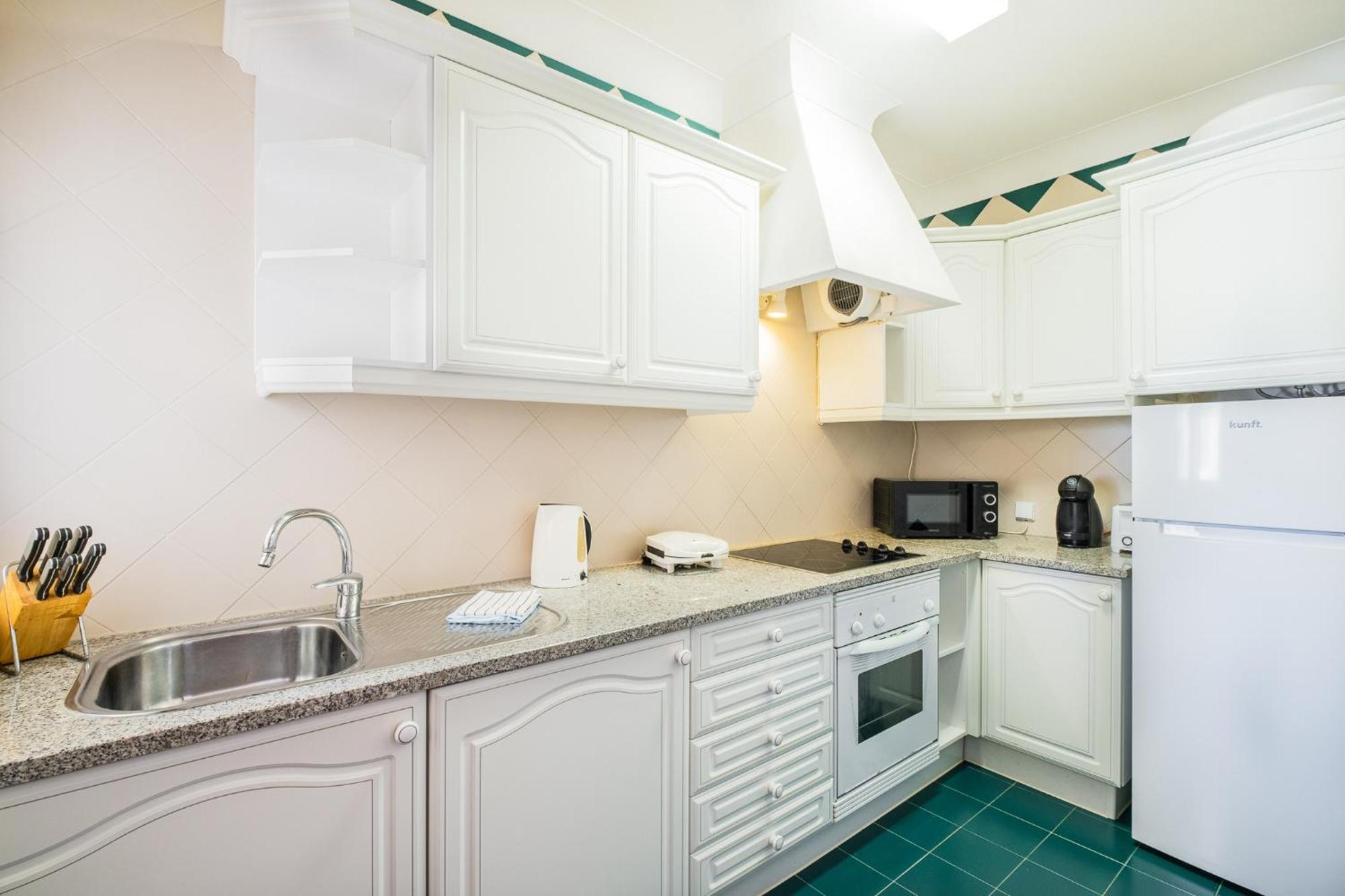 A Vilita Beach Apartment เปรา ภายนอก รูปภาพ